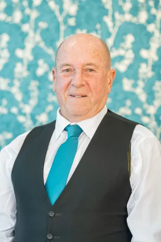 Jeff Barnes Headshot